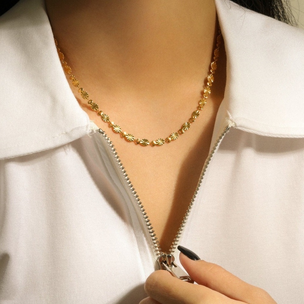 18GP Sunlight coin necklace